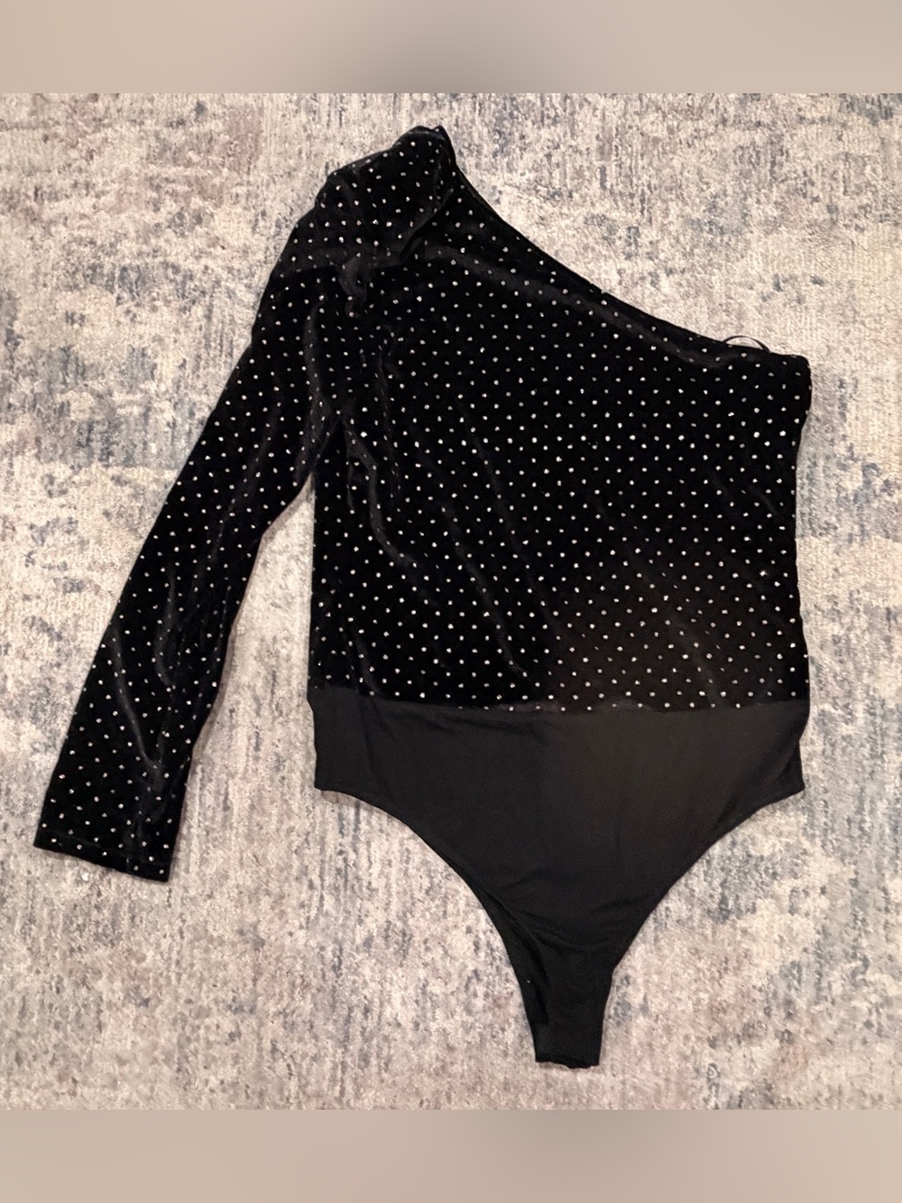 New Sen Black One-Shoulder Velvet Rhinestone Bodysuit